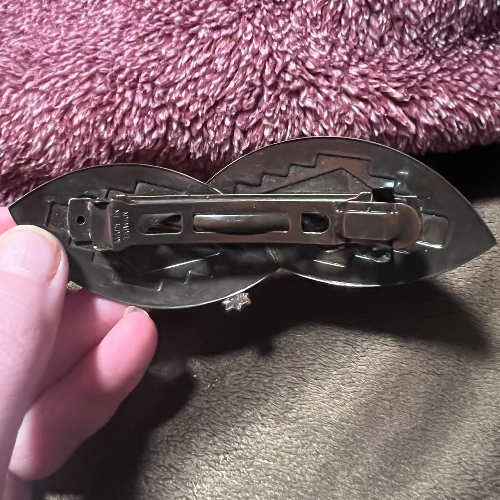 Hair Barrette - Picture 2 of 2